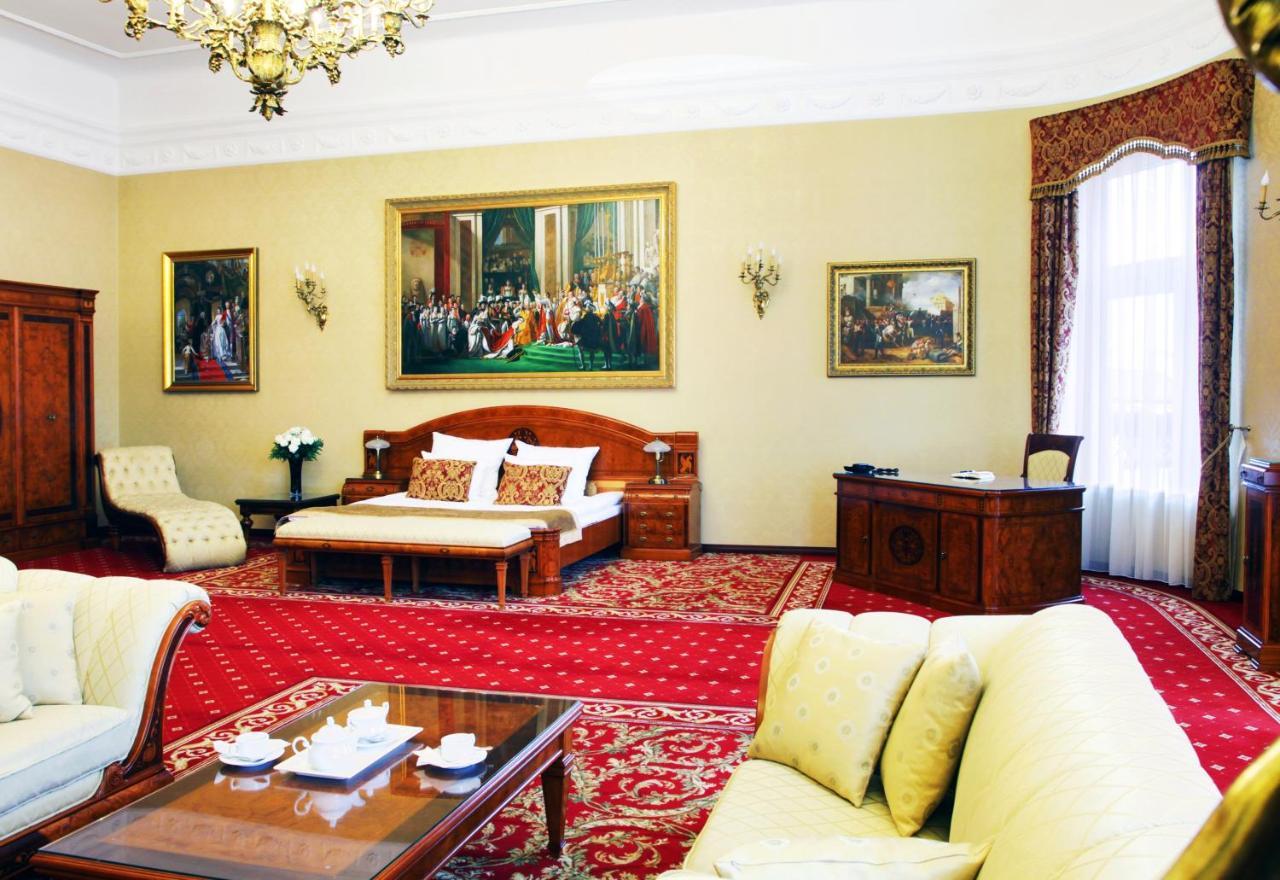 Palac Zelechow Spa & Wellness Экстерьер фото