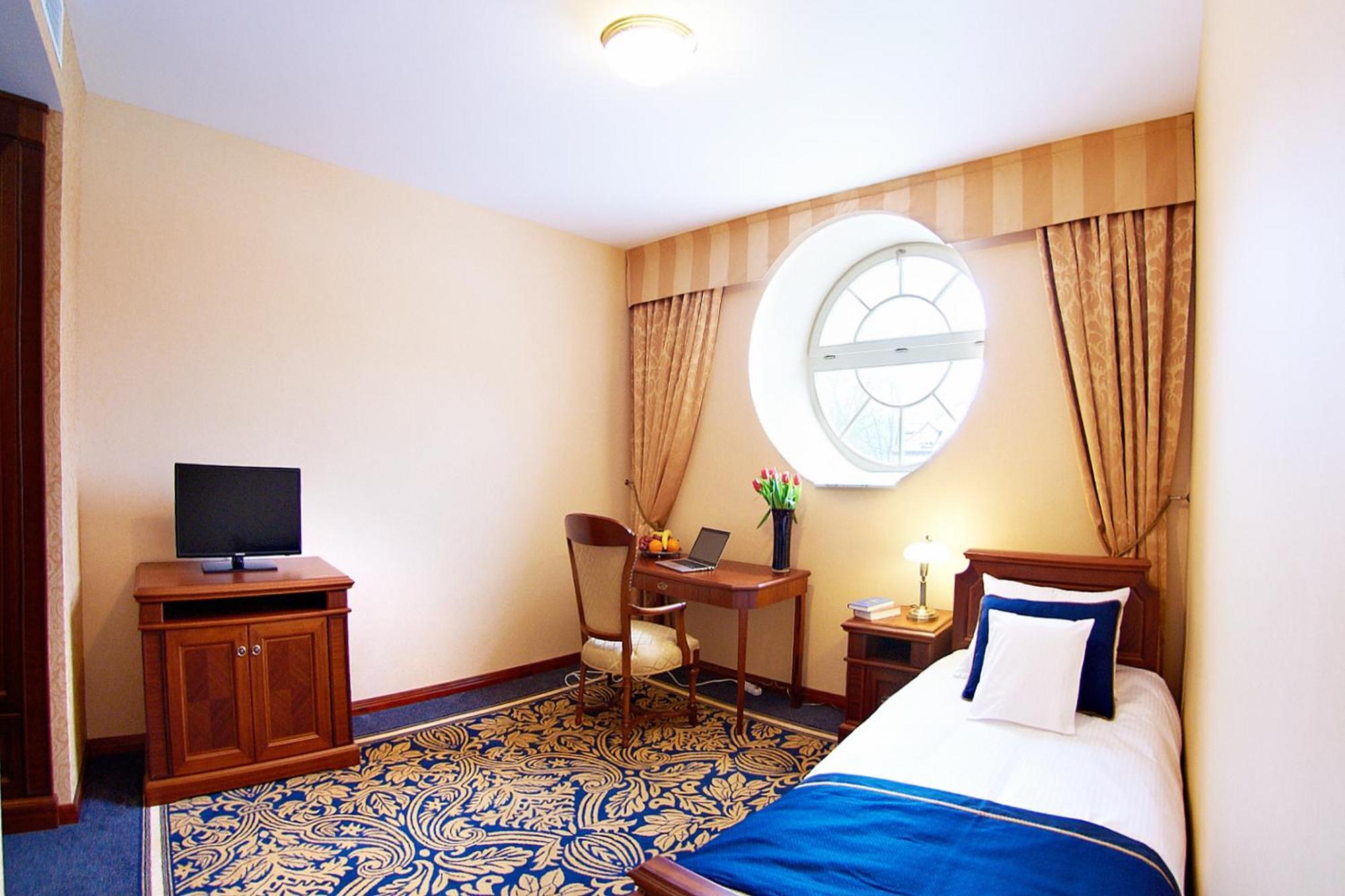Palac Zelechow Spa & Wellness Экстерьер фото