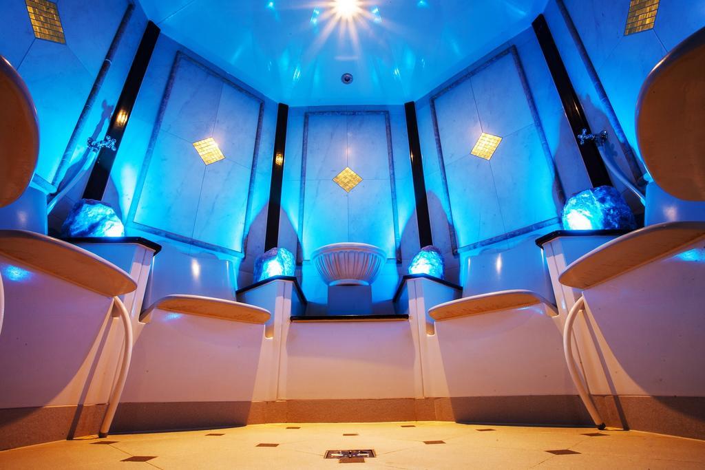 Palac Zelechow Spa & Wellness Экстерьер фото